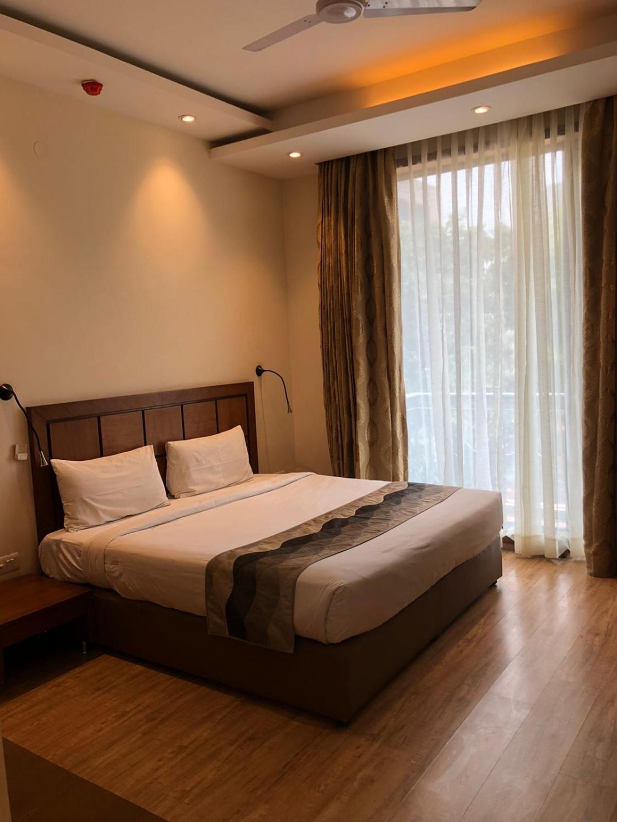Uds Villa Scandinavian B&B - Next To Vfs New Delhi Exterior photo