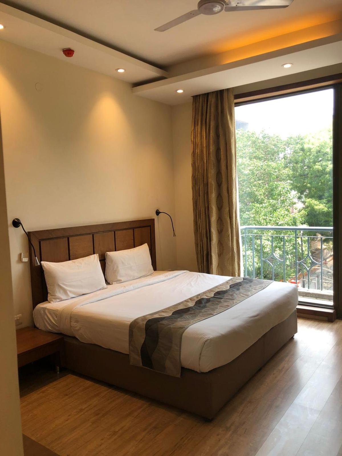 Uds Villa Scandinavian B&B - Next To Vfs New Delhi Exterior photo